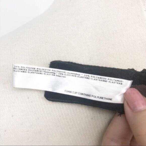 Intimissi Bra Black Lace Women's Size 34D Padded Cup Underwire Foam Cup - Picture 8 of 8